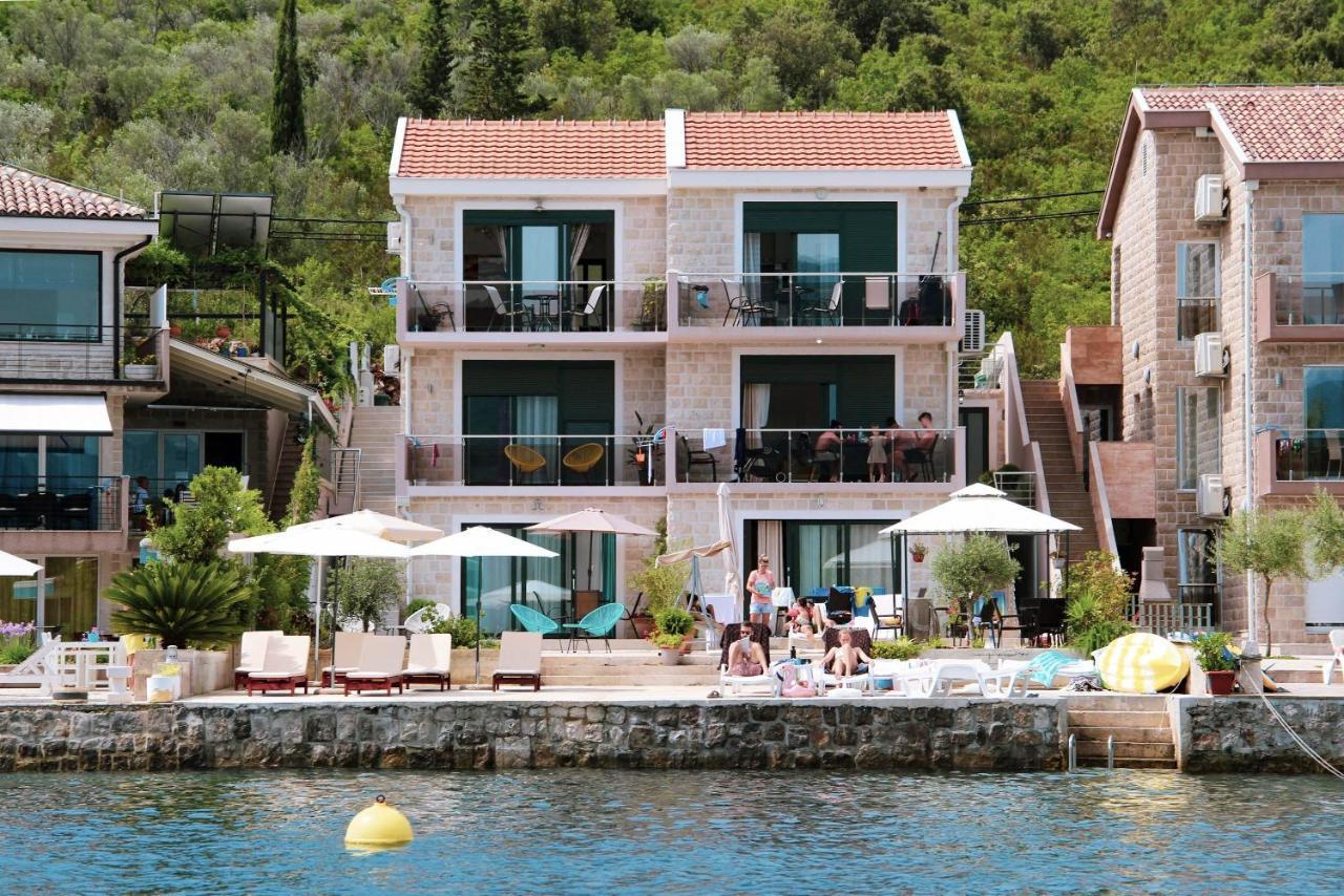 Apartments Tramonto Tivat Eksteriør bilde